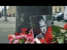 A Saint-Pétersbourg, des fleurs en hommage au blogueur militaire russe assassiné