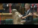 Nouvelle-Zélande : les adieux émouvants de Jacinda Ardern au parlement