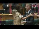 Nouvelle-Zélande : les adieux émouvants de Jacinda Ardern au parlement