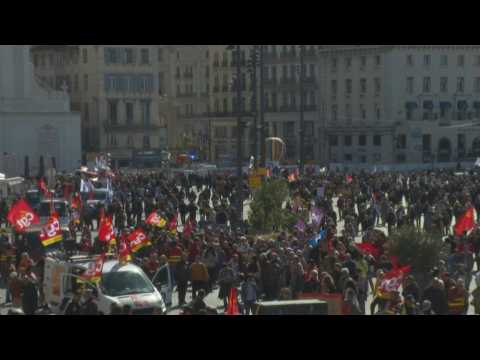 Pensions: demonstrators on the Old Port of Marseille
