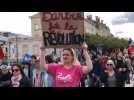 VIDÉO. Manifestation du 1er mai : à Angers, Barbie fait la révolution