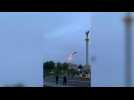 Crowd cheering as drone shot down over central Kyiv - Label : AFPTV - First images - Category : News