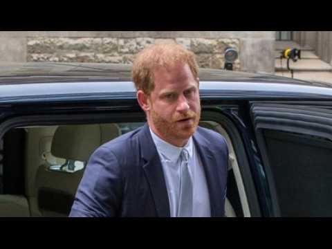 VIDEO : Le prince Harry  Londres : le duc de Sussex  prouv  pas son procs ?