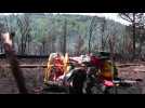 L'incendie de Saint-Gouazec maîtrisé : un hélicoptère bombardier d'eau est venu en renfort aux pompiers