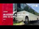 VIDÉO. Un accident de car scolaire avec 26 élèves à bord fait huit blessés