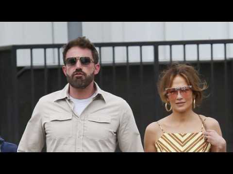 VIDEO : Jennifer Lopez et Ben Affleck : le couple a acheté une immense demeure ensemble