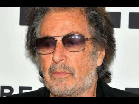 VIDEO : Al Pacino bientôt papa : l?acteur dem…