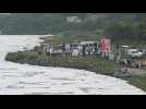 India: Human chain to raise awareness on polluted river