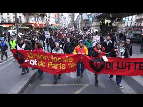 France: Hundreds protest in Paris over pension reform