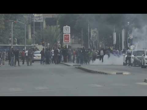 Police fire tear gas to disperse opposition protesters in Nairobi
