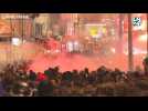 Gaz lacrymogène, véhicules en feu, charges... incidents en marge des manifestations à Paris