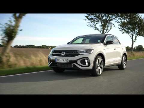 Volkswagen T-Roc R-Line in Ascotgrey Driving Video