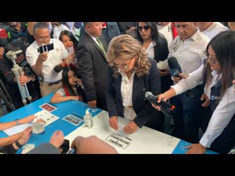 Guatemala: presidential candidate Sandra Torres casts her vote