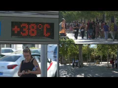 Tourists and locals in Madrid as Spain suffers from sweltering heatwave