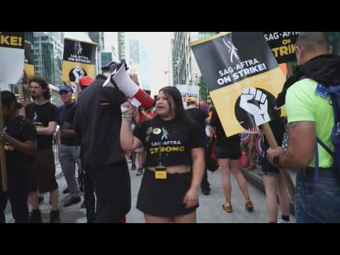 New York: SAG-AFTRA, Writers Guild strike outside Amazon/HBO offices
