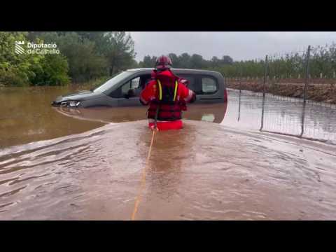 People rescued from stranded cars in Spain's floods