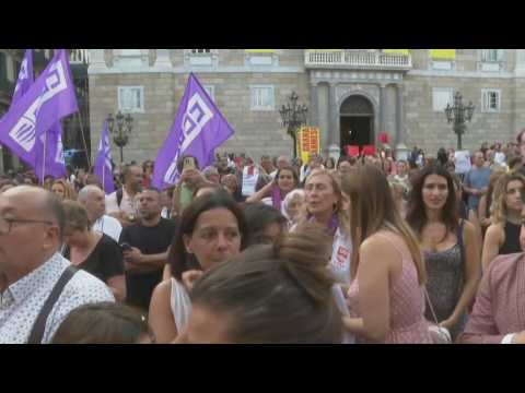 Images of a rally in support of football player Jenni Hermoso in Barcelona
