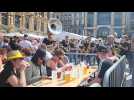 Braderie de Lille : on mange les moules-frites en musique sur la Grand-Place