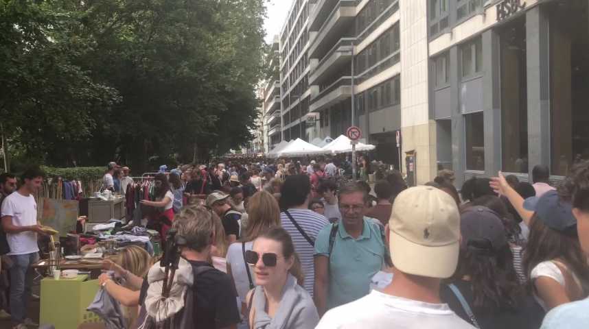 Ma première Braderie : du monde, du monde et encore du monde - La Voix