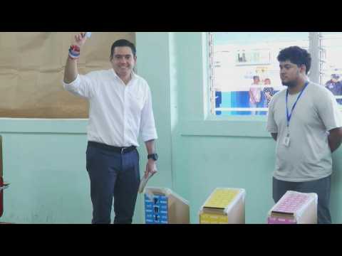 PanamA presidential candidate Carrizo casts his vote in the capital