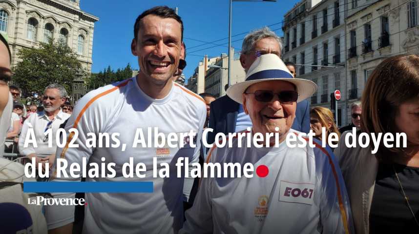 VIDEO. Albert Corrieri, le doyen des porteurs de flamme, "touché par l'accueil des Marseillais"