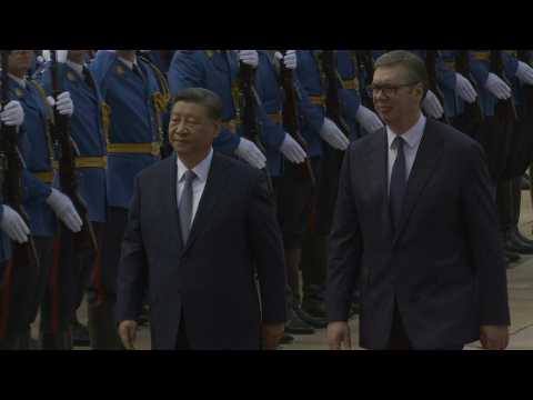 Chinese President Xi Jinping welcomed to Belgrade by Serbian counterpart Vucic