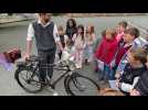 Le périple en vélo pour les 80 ans du Débarquement expliqué aux élèves d'Ecourt-Saint-Quentin