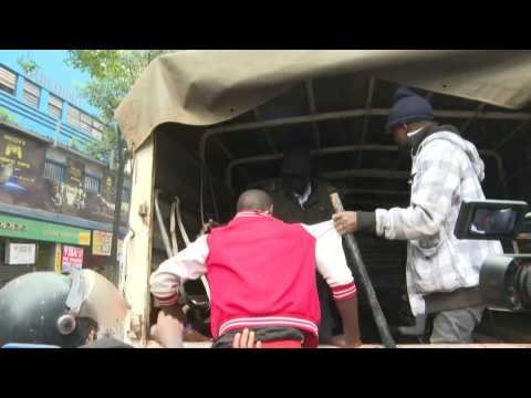 Kenyan police arrest protestors in Nairobi