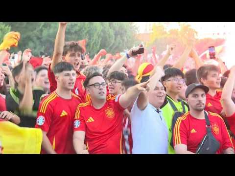 Fans in Madrid go wild as Spain equalise with France