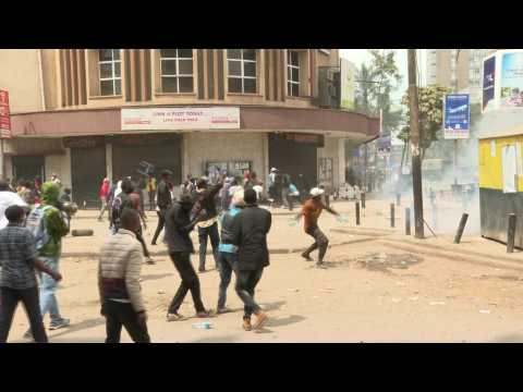 Police and youth clash at anti-government protest in Kenya