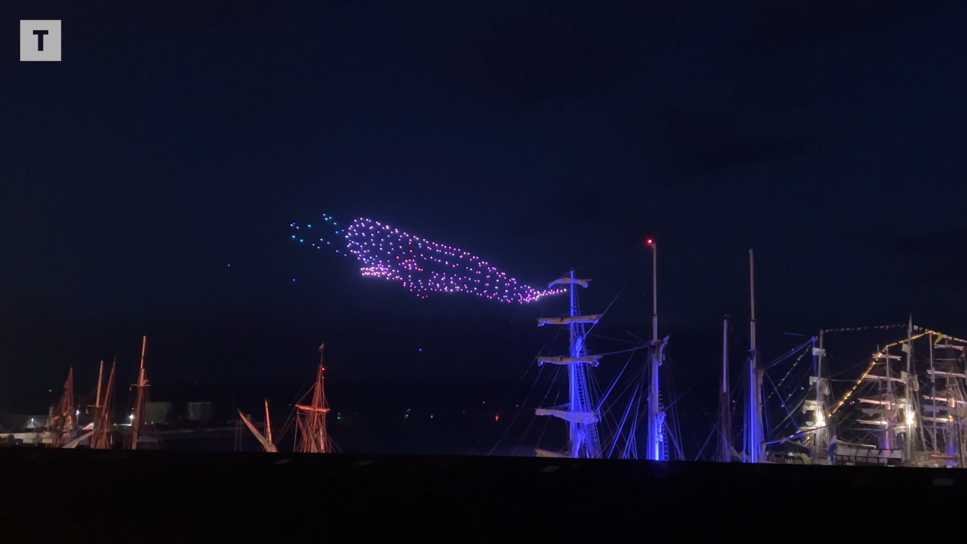 Aux Fêtes maritimes de Brest, un spectacle nocturne de drones absolument époustouflant [Vidéo]