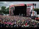 VIDÉO. Vieilles Charrues : les fans chantent Dadju & Tayc, quelques minutes avant le concert