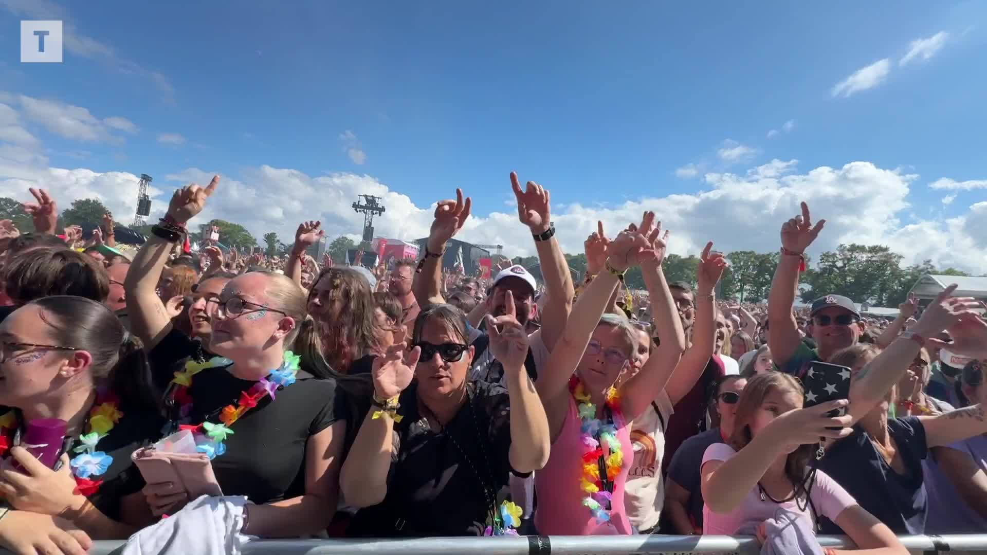 Aux Vieilles Charrues, l'électro swing de Caravan Palace a retourné Kerampuilh ! [Vidéo]