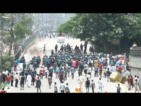Tear gas and violence as Bangladesh protesters clash with police