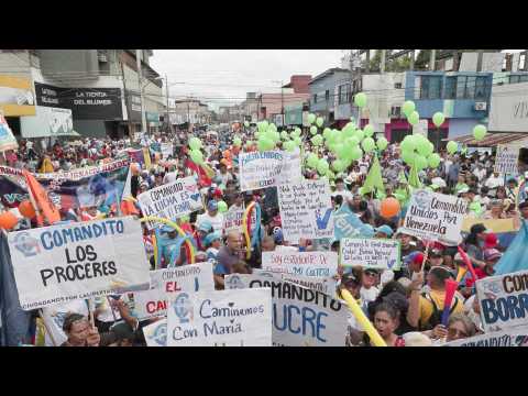 Venezuela's opposition supporters gather for campaign rally in Barinas
