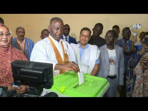 Presidential election in Mauritania: opposition leader Biram Dah Abeid casts his vote