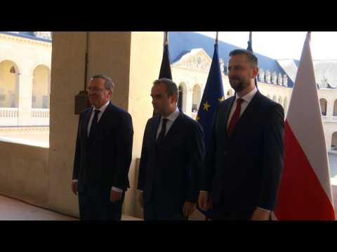 French Defence Minister meets his German and Polish counterparts