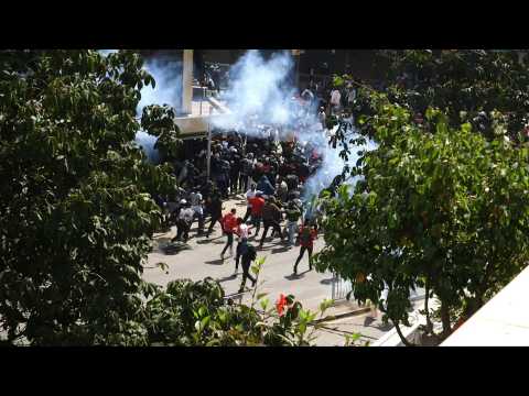 Kenyans rally against tax hikes, police respond with tear gas