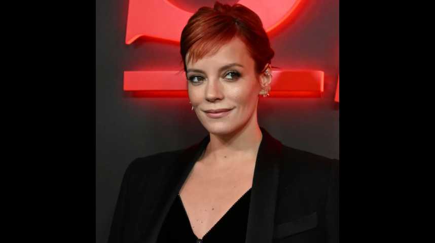 Lily Allen affirme gagner plus d'argent en vendant des photos de ses pieds qu'avec sa musique