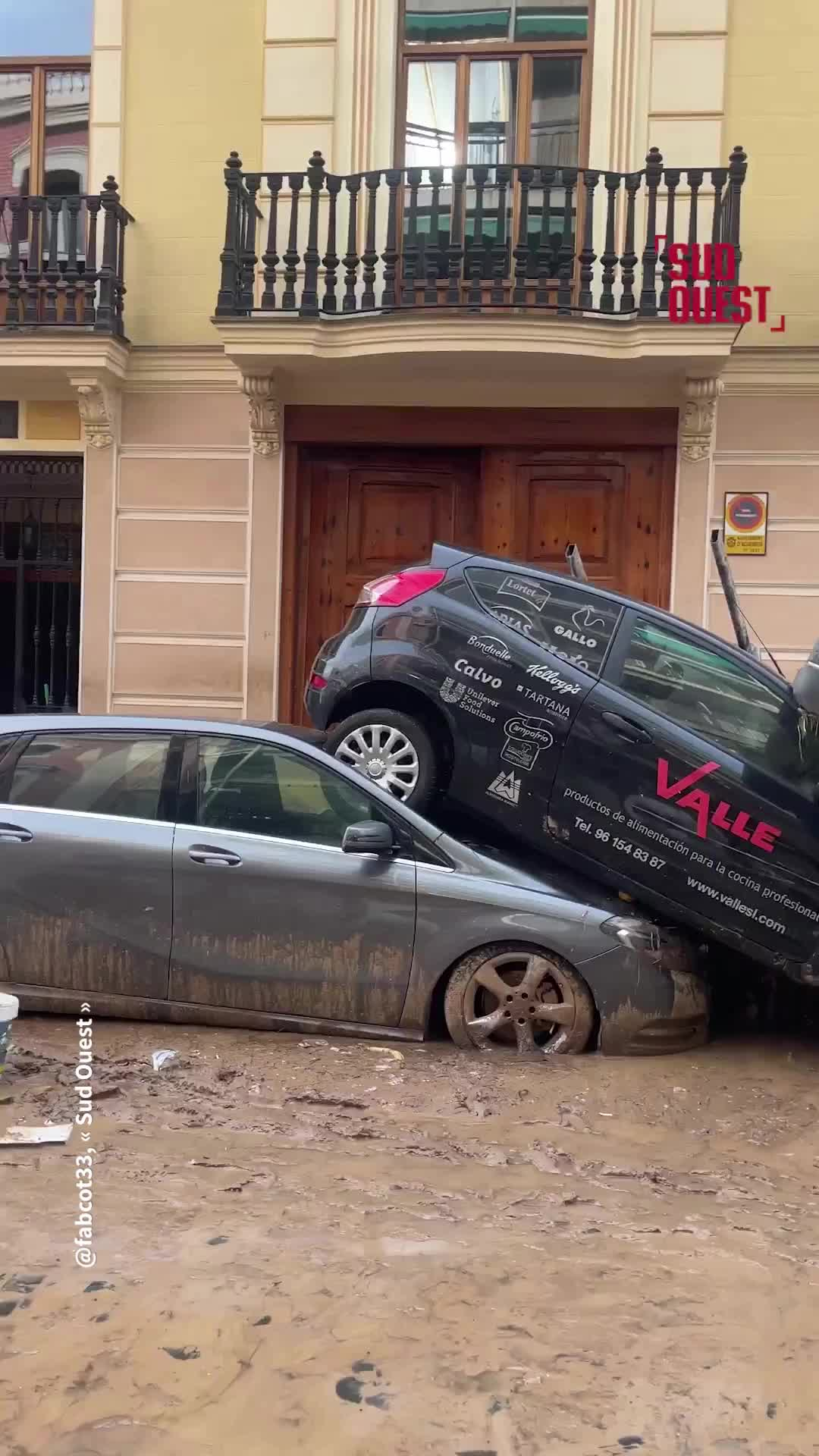 Inondations en Espagne : la recherche des corps se poursuit avec de nouveaux renforts