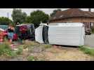 Fleurbaix - Accident de la route spectaculaire mais sans gravité rue du Quesne.