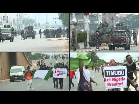 Heavy security in Nigerian capital amidst nationwide protests (2)