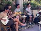 Venus d'Espagne, de Belgique et des États-Unis, les musiciens de Malesa ont fait danser les passants devant le Polygone de Montpellier