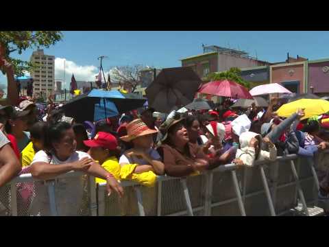 Venezuelan supporters of Maduro rally on final campaign day