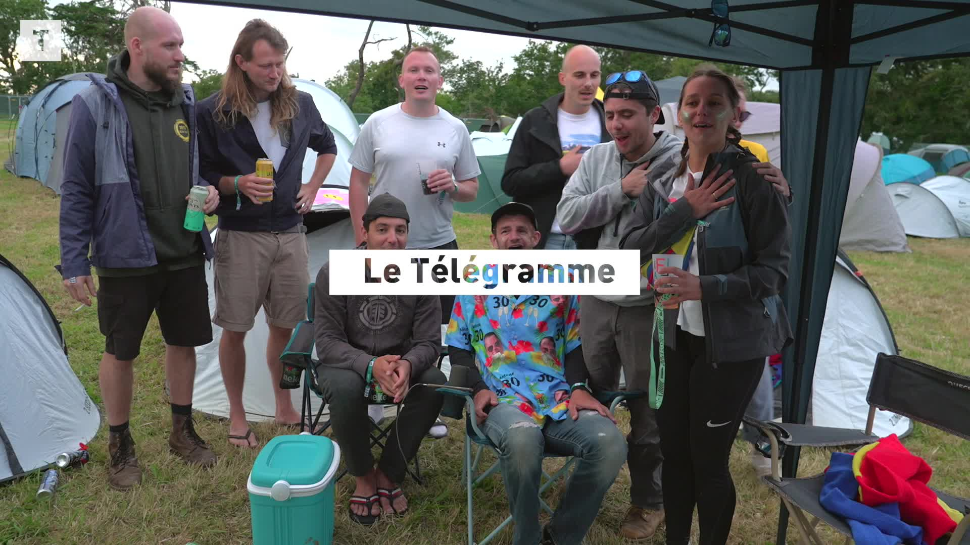 « S'il gagne, tu te maries ! » : Léon Marchand fait vibrer le camping du Bout du monde ! [Vidéo]