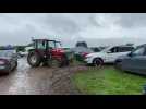 Les voitures s'embourbent sur le parking de la foire de Libramont