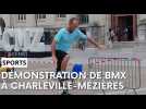 Un champion de BMX est venu faire une démonstration à Charleville-Mézières