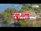 VIDÉO JO 2024 - À Tahiti, les amoureux du surf assistent aux épreuves dans une fan zone