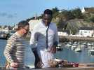 VIDÉO. Le chef Mory Sacko en tournage sur le port de Binic pour son émission 