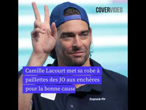 VIDEO : Camille Lacourt met sa robe  paillettes des JO aux enchres pour la bonne cause